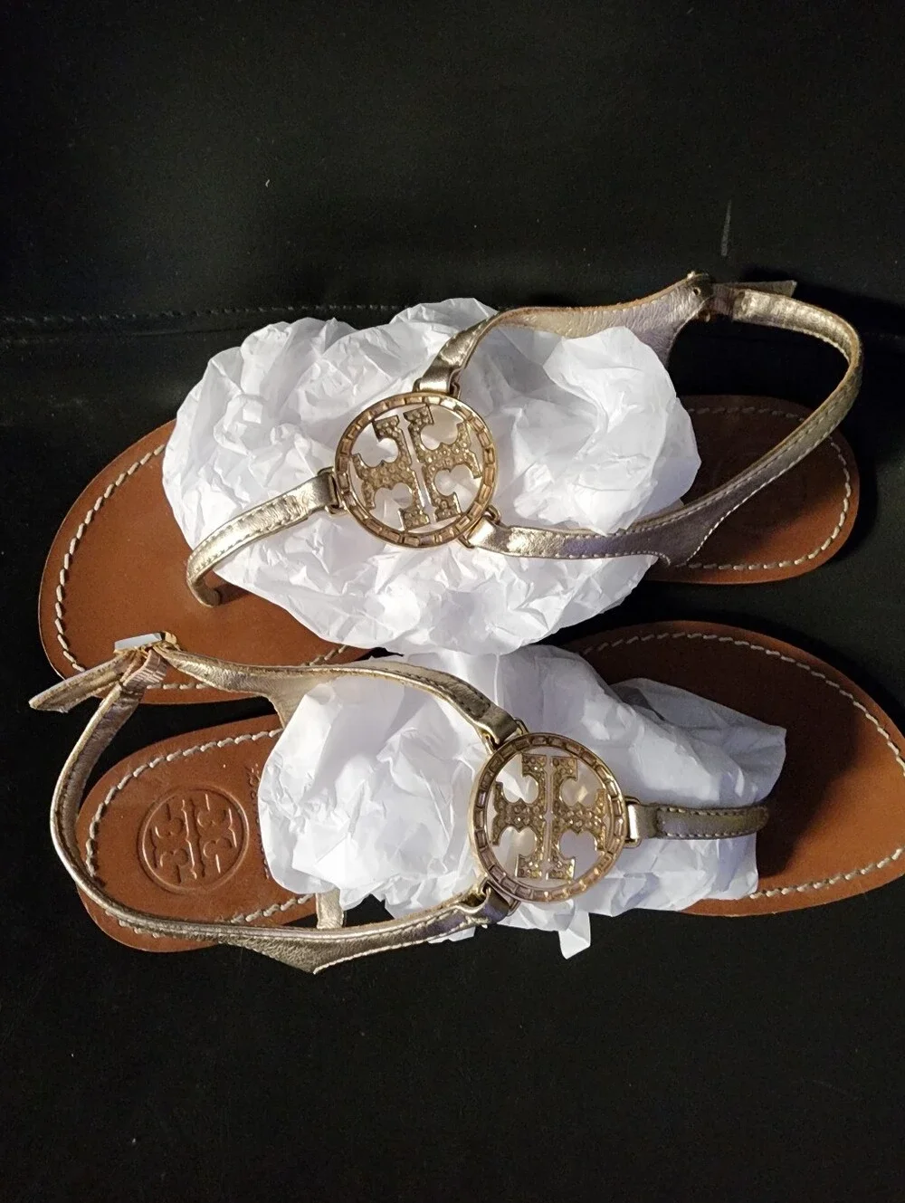 TORY BURCH BLING SANDALS SIZE 9 WITH GOLD RHINESTONES TORY EMBLEM
